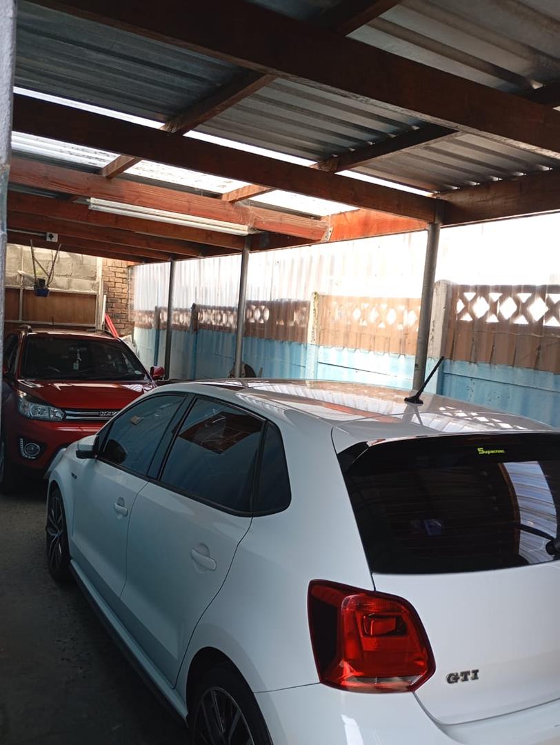 To Let 3 Bedroom Property for Rent in Cravenby Western Cape